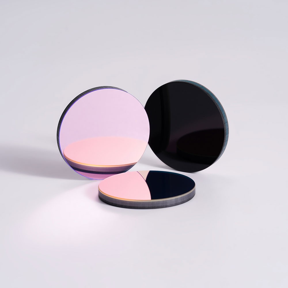 揭秘“鋯金屬濾光片”：不存在金屬薄片，卻是光學科技的核心